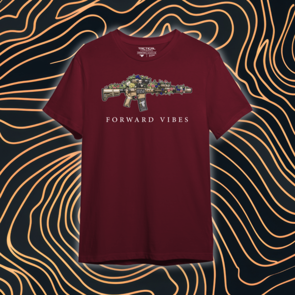 tactical-forward-forward-vibes-tshirt-schwarz Stylisches schwarzes Tactical Forward T-Shirt mit einzigartigem „Forward Vibes“ Design. Perfekt für Streetwear, Alltag und einen starken Look.